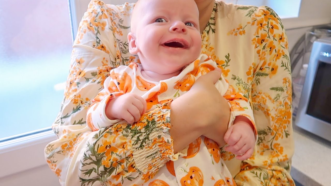 UPDATED HOUSE TOUR! & FIRST GIGGLES!