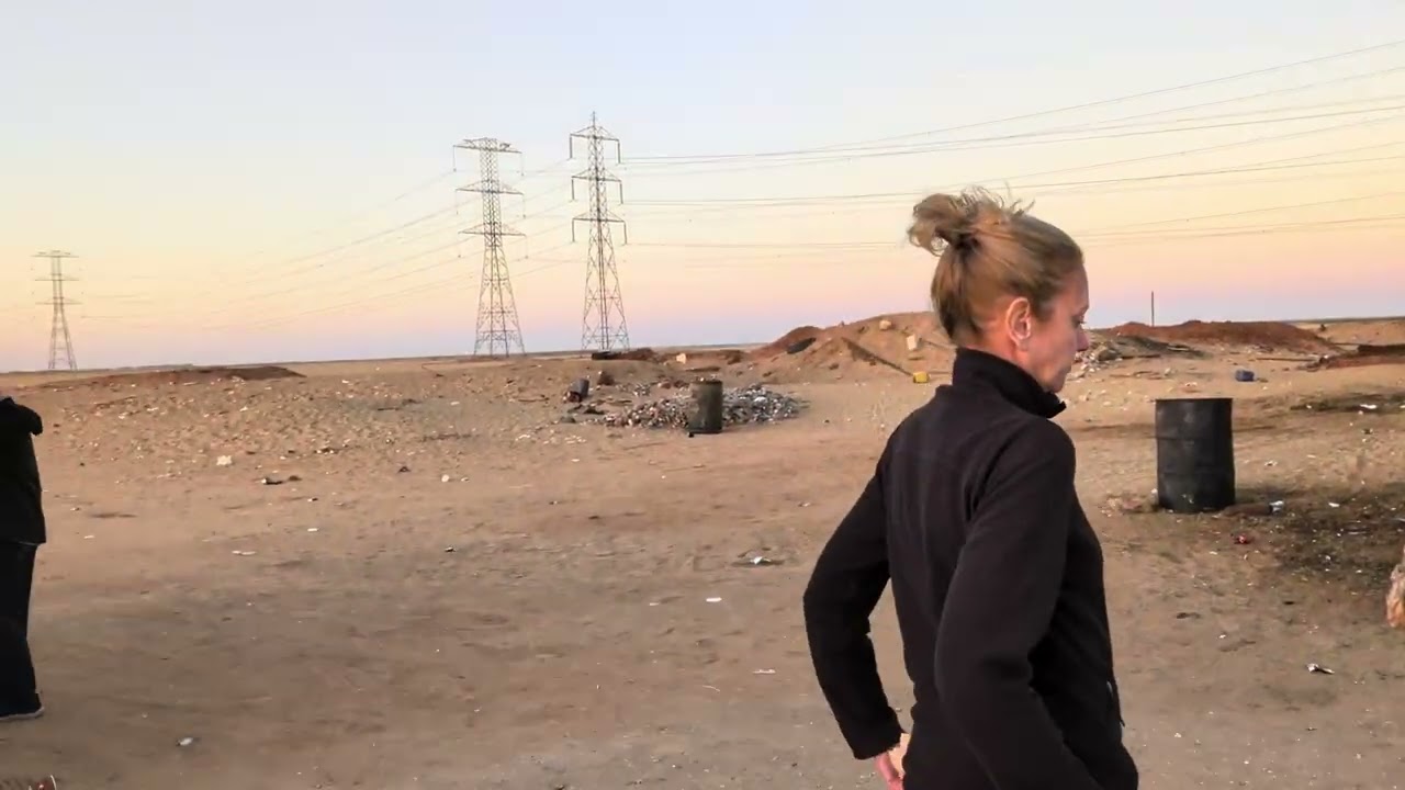 @Sunrise on the way to Abu Simbel アブシンベルへの途上、日の出🌄