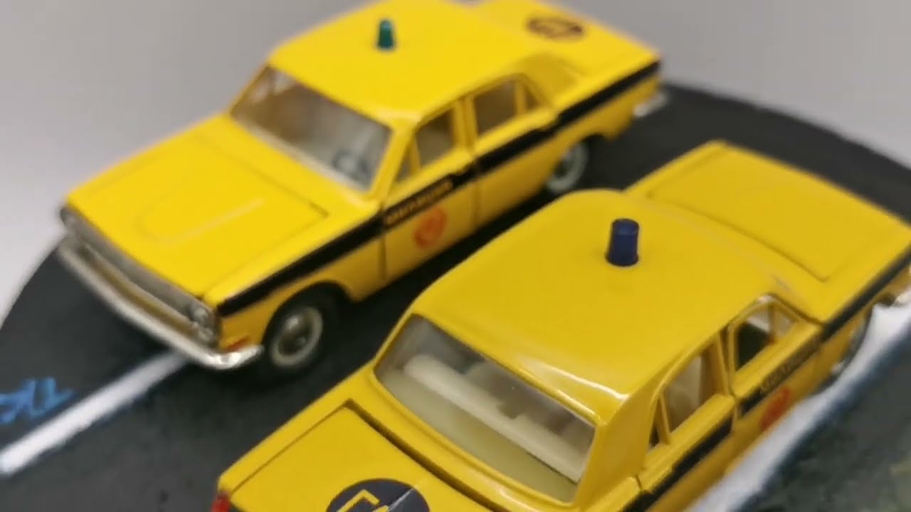 A26 GAZ-24 VOLGA - GAI "Patrol car" ГАИ - Милиция 1/43 USSR 