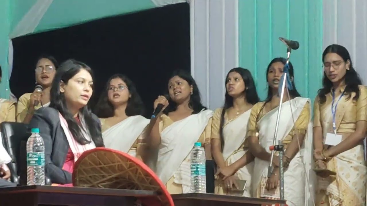 শীলগোশানী থান সভা মহোৎসৱ উদযাপন কৰা হৈছে টাকে অলপ সাচি থলো👍👍Ata like comment and share kori দিব 