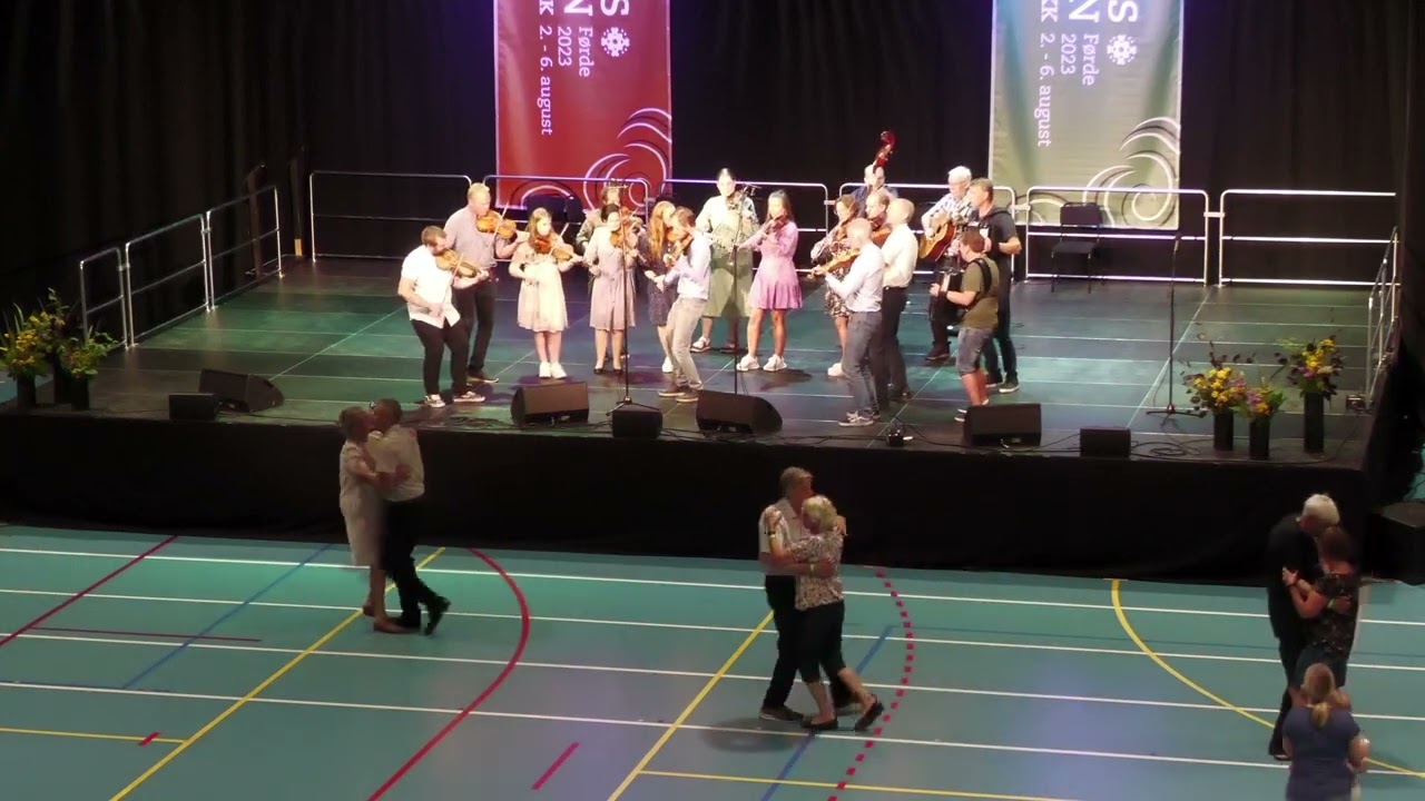 Sør - Fron spelmannslag. Lagspel fele/hardingfele. Landsfestivalen 2023