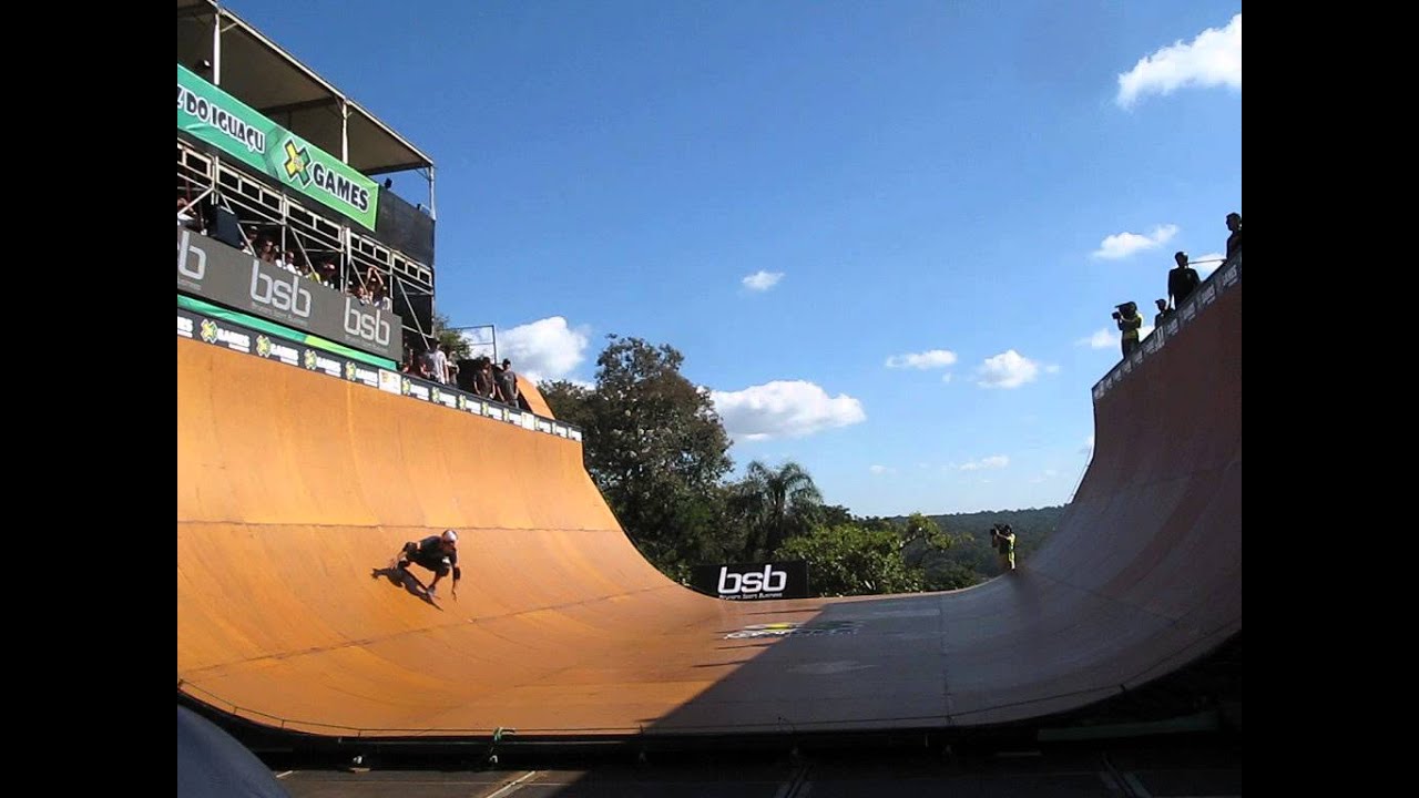 Sandro Dias (Mineirinho) 900 Vert - X Games Foz
