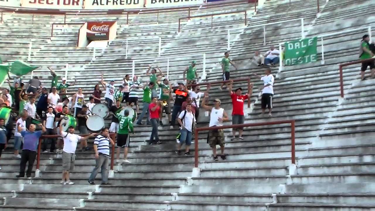 LA BANDA 100 % CABALLITO ENTRANDO A LA QUEMA CONTRA GIMNASIA DE LA PLATA