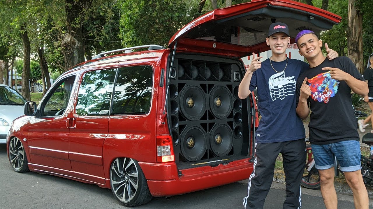 ESCUCHANDO EL GOLOSO - RKT POR LA CALLE EN UNA CHATA RE PICANTE FT @MamboDJ  & @LAUTI_N_