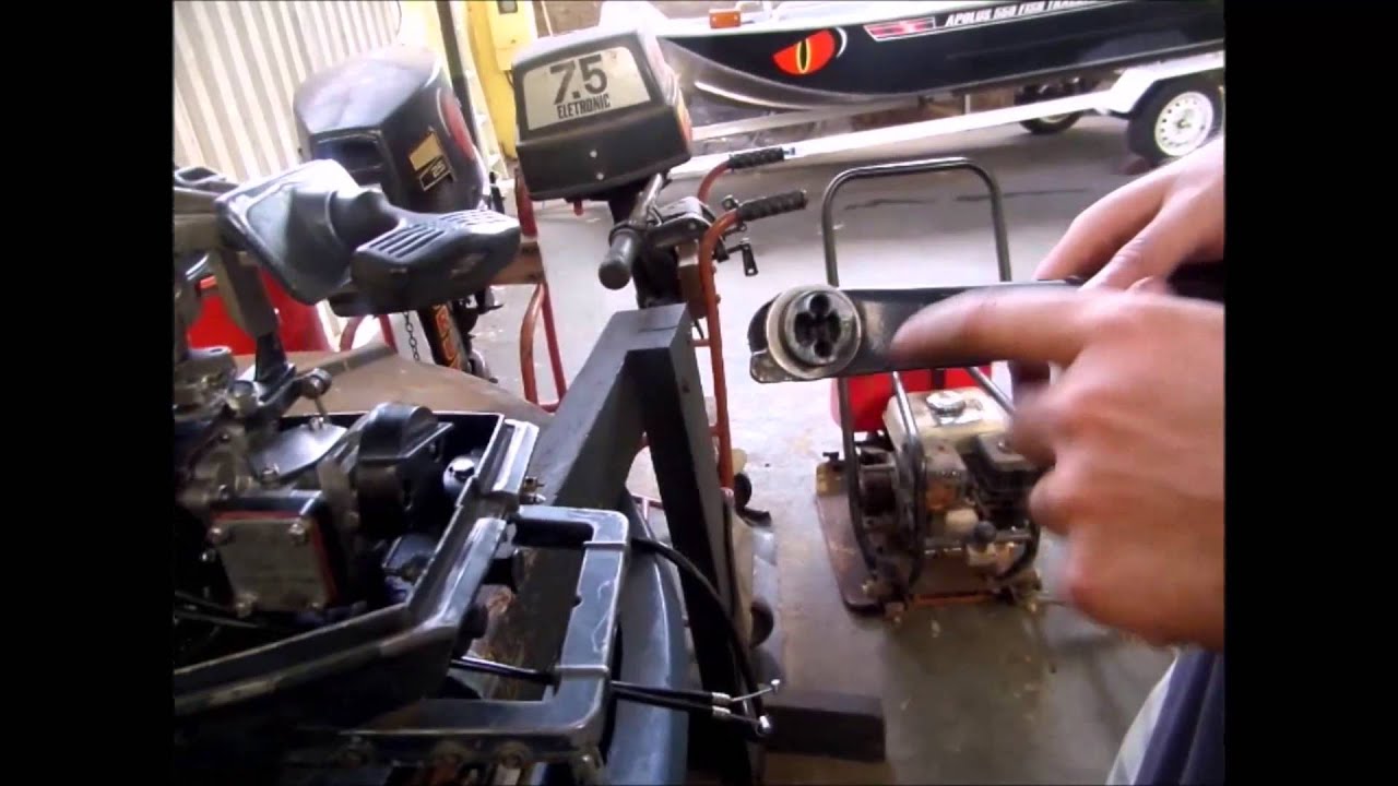 DTS - Motor Popa Yamaha 8 B 1980