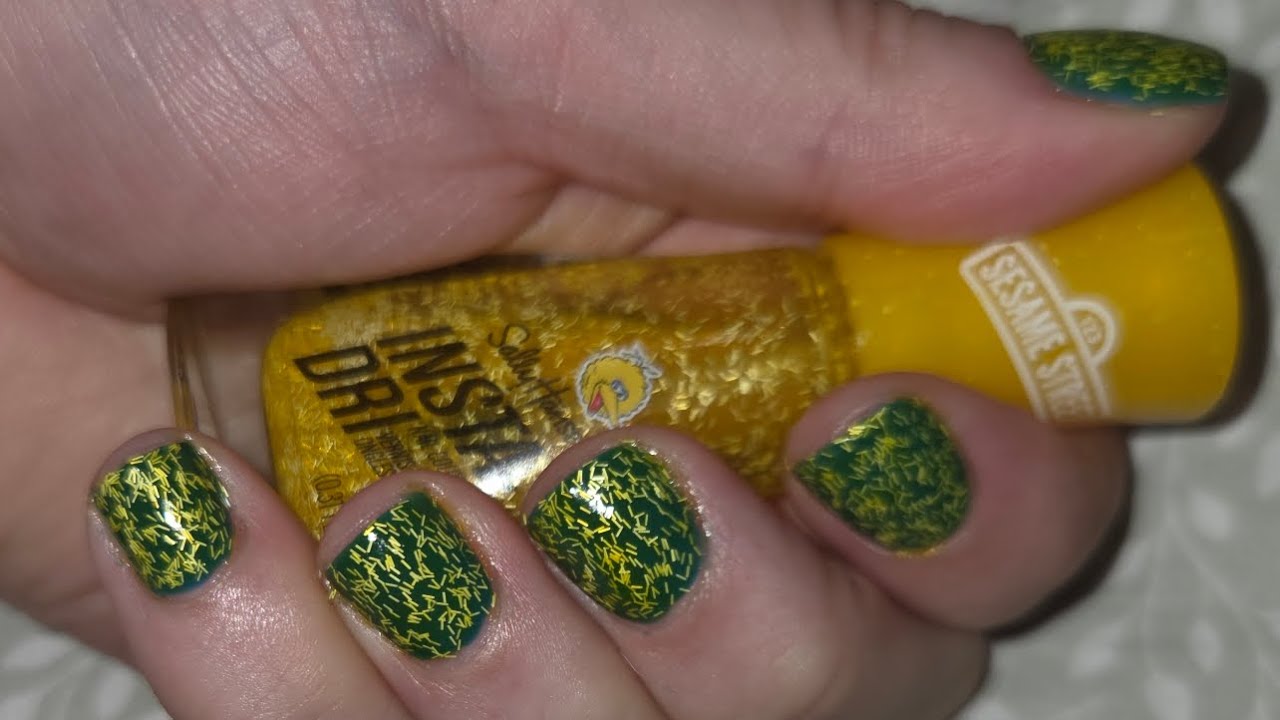 It's still doing it! Sally Hansen Insta dry Think BIG 128 