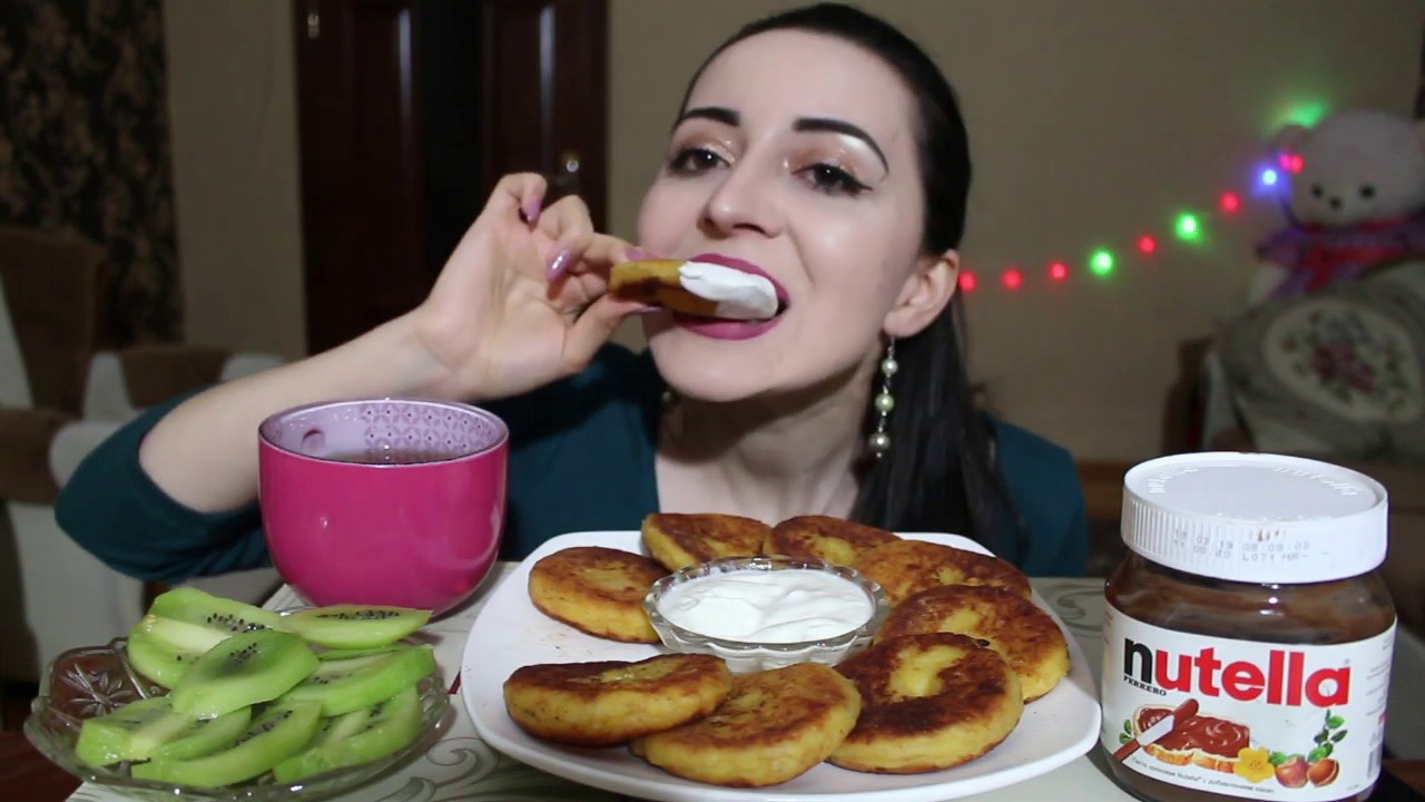 СЫРНИКИ MUKBANG asmr Ayka Emilly 💖