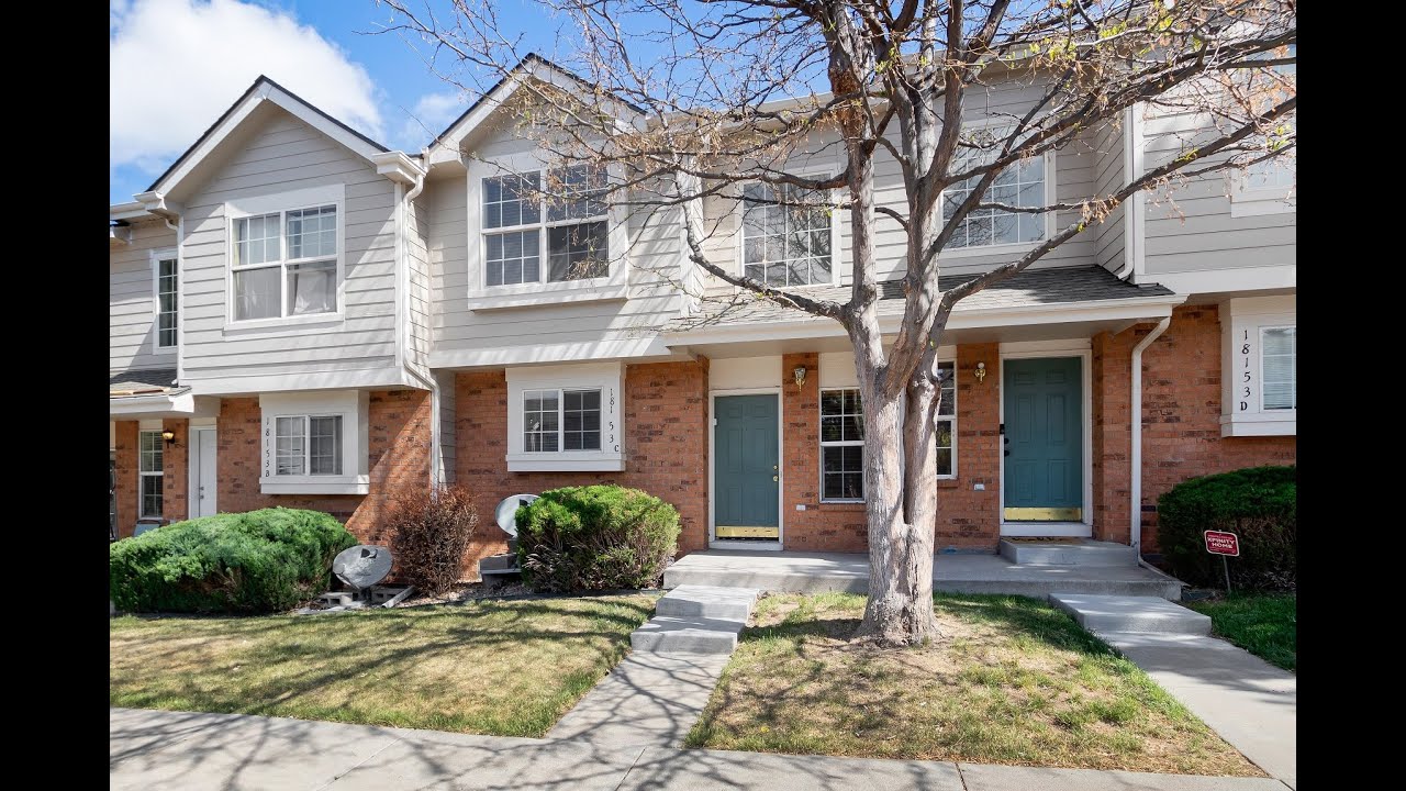 Aurora Condo Rentals 3BR/2.5BA by Aurora Property Management