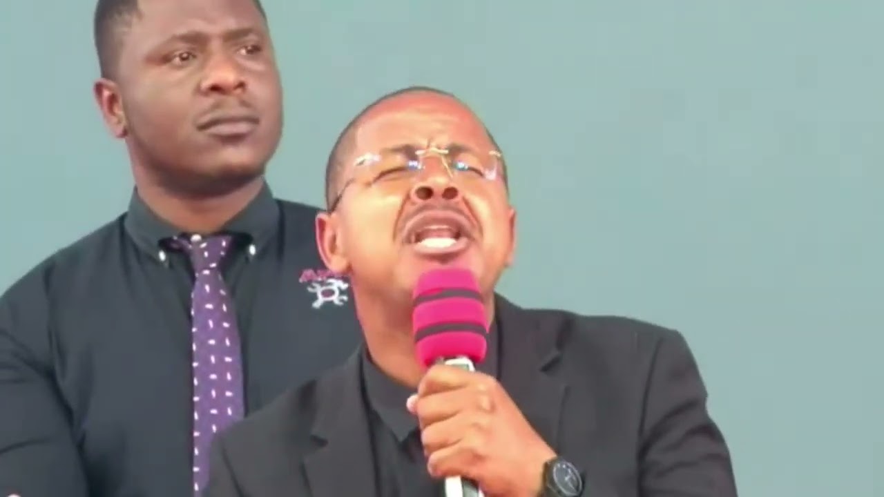 Mtu wa kwanza kushika mimba ni Mungu ,wapili ni adamu na watatu ni mwanamke! Unaijua hiyo?