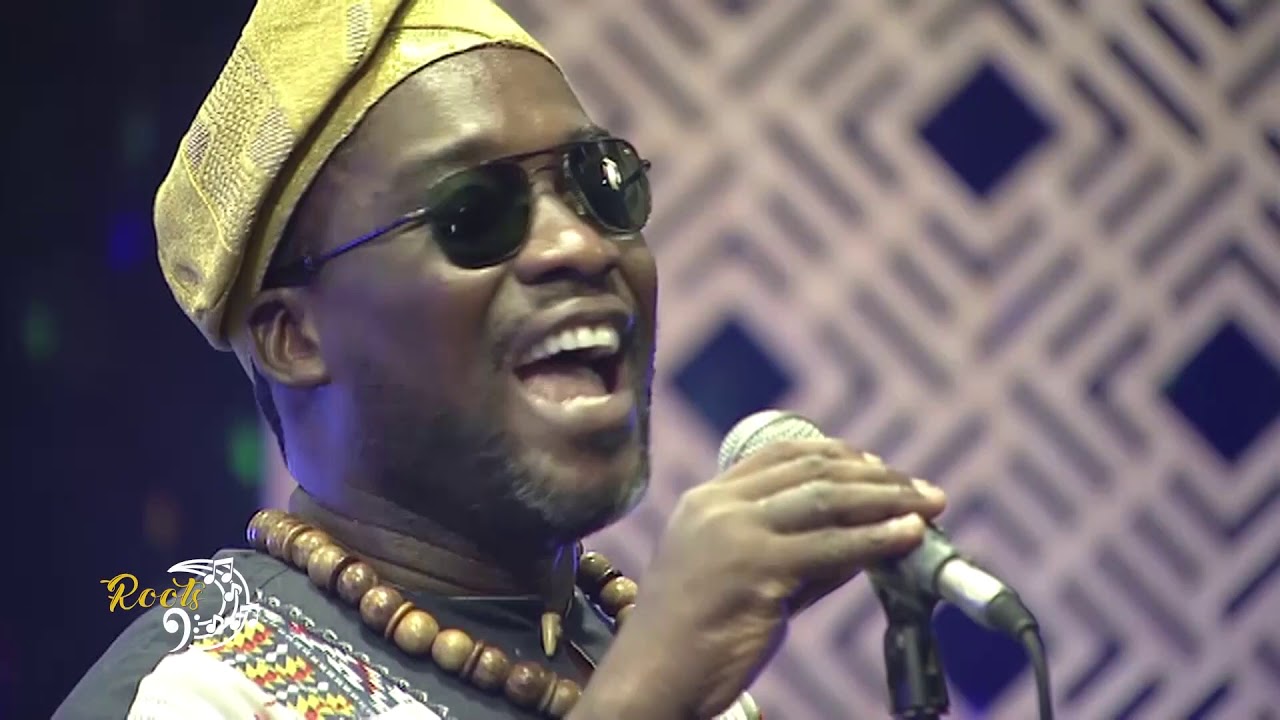 VI-PHINT AZOWATO TOTCHE TON ROOTS ORTB LIVE RECORDING