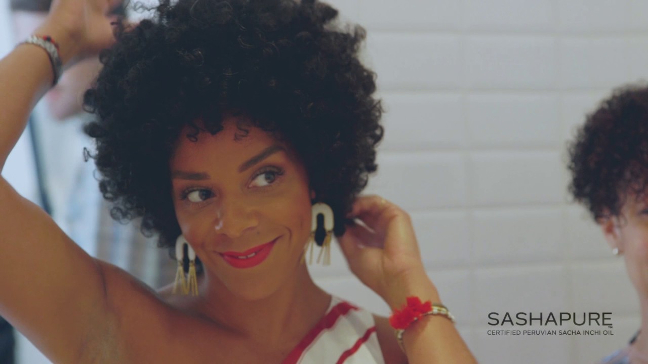 Mel Burgos is Confident in her Curls