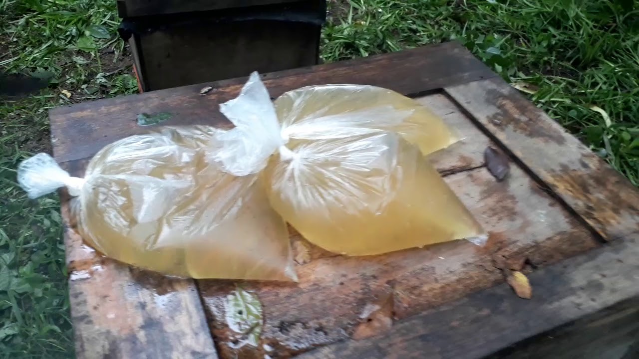 Alimentacion artificial de colmenas y limpieza de el terreno