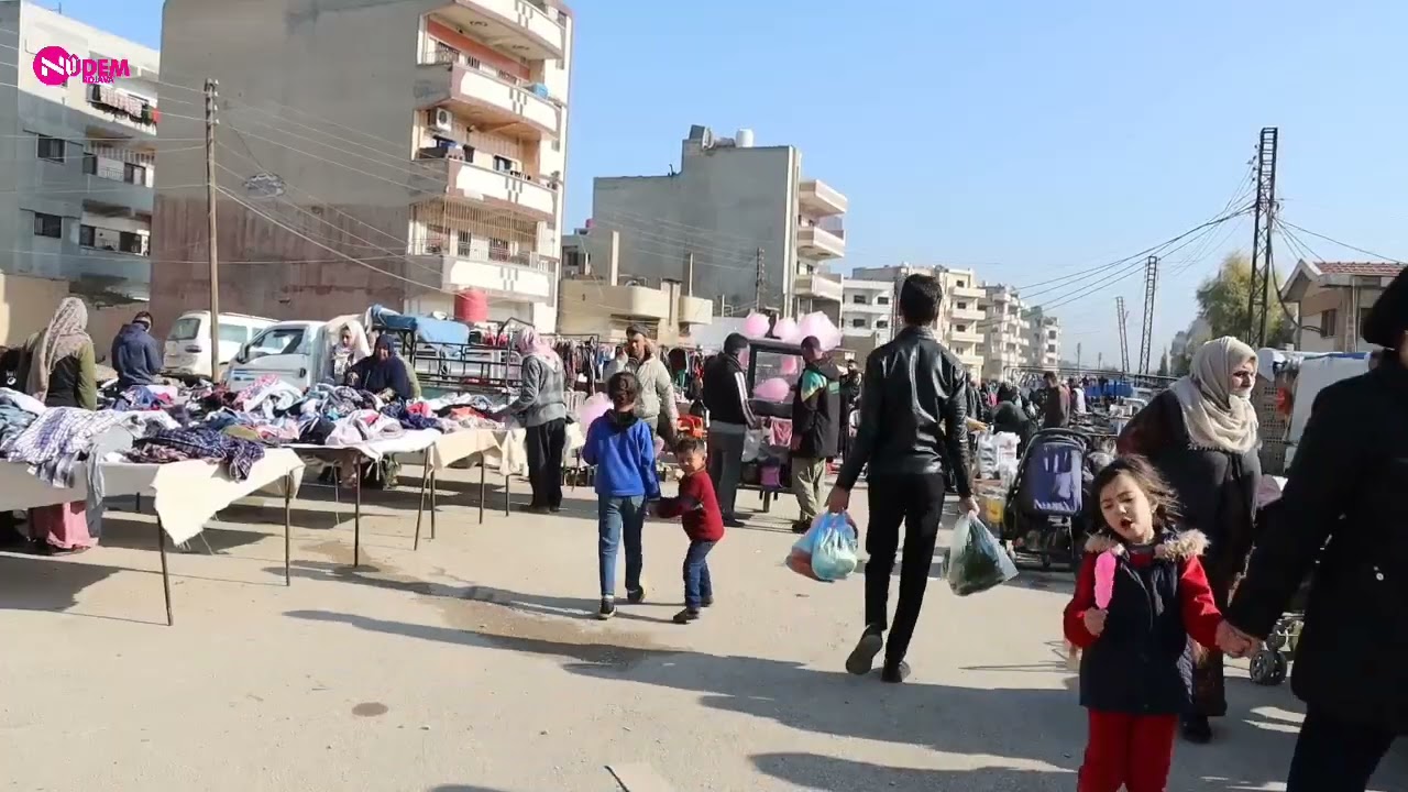 بين ارتفاع الدولار والأسعار... الأسواق الشعبية مقصد الأهالي في قامشلو.
