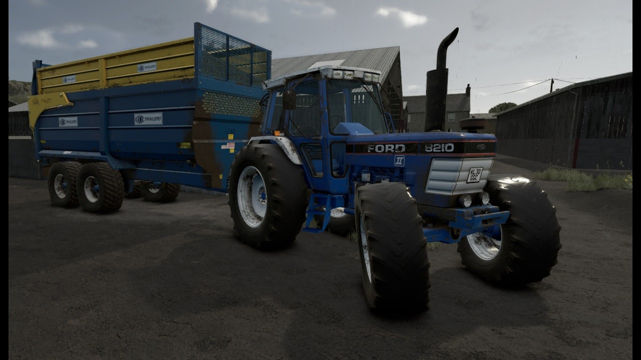 Ford 8210 Struggling During Wet Maize Harvest