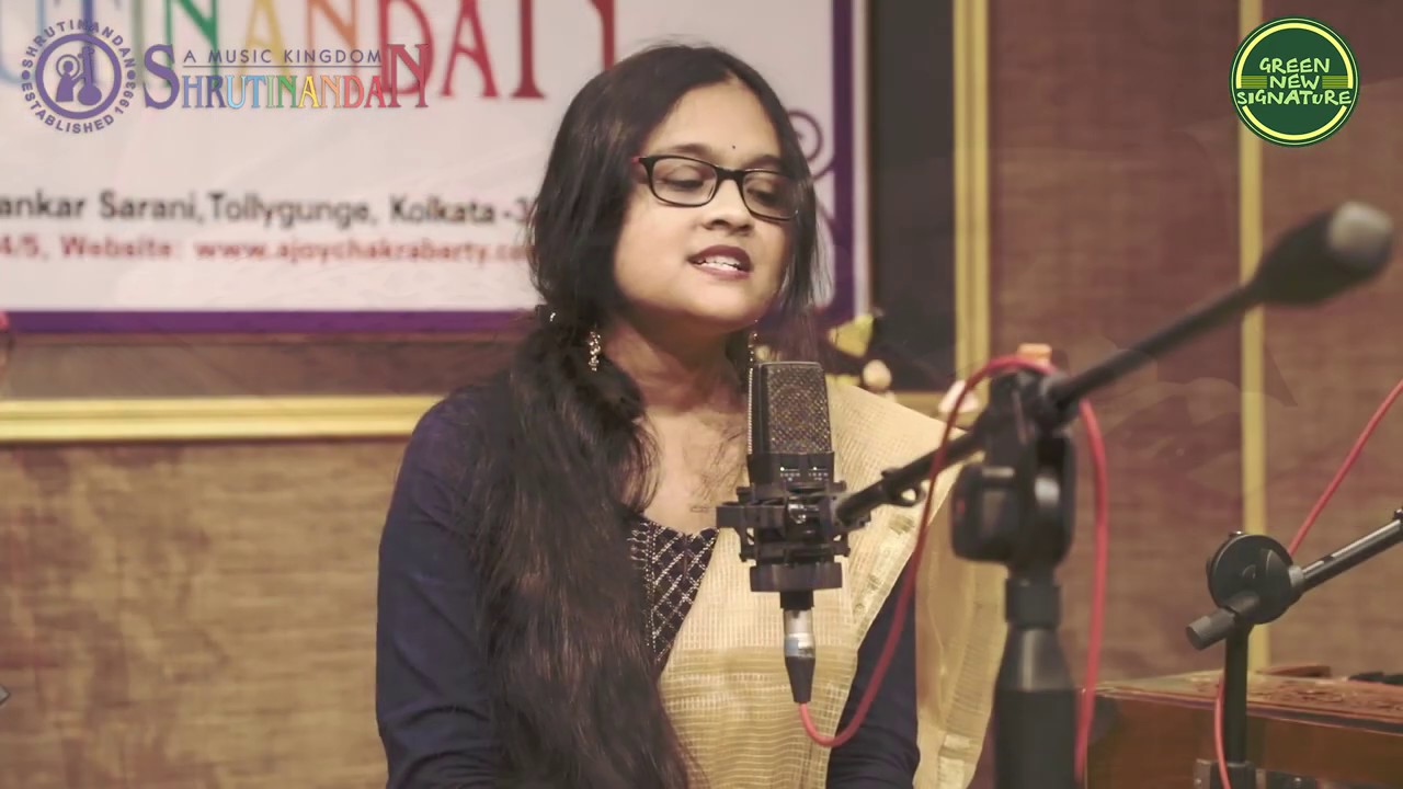 Trisha Hazra | Barse Badariya - Meera Bhajan | Green New Signature | Shrutinandan