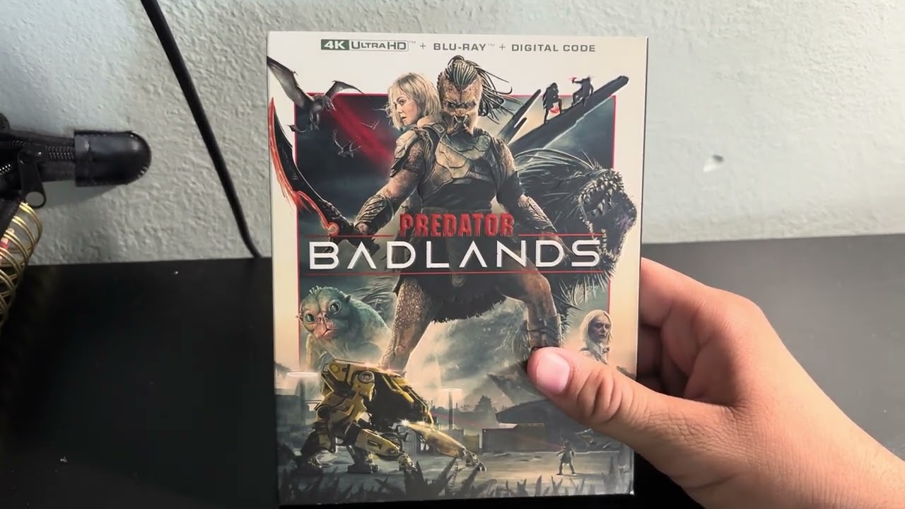 Predator: Badlands 4K Ultra HD + Blu-Ray unboxing.