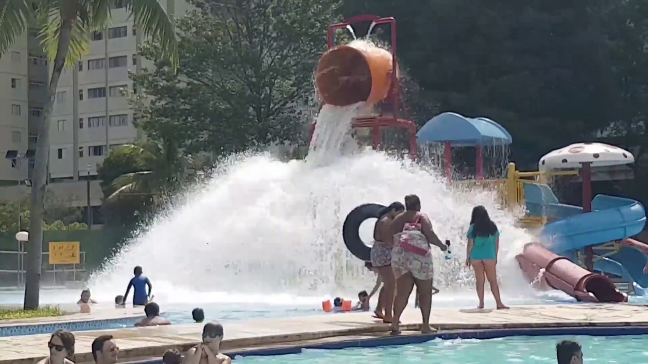 Curtindo no Clube da AABB-SP