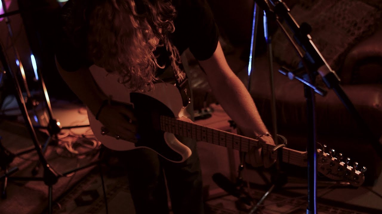 Briston Maroney - Under My Skin (Live on WMTS)