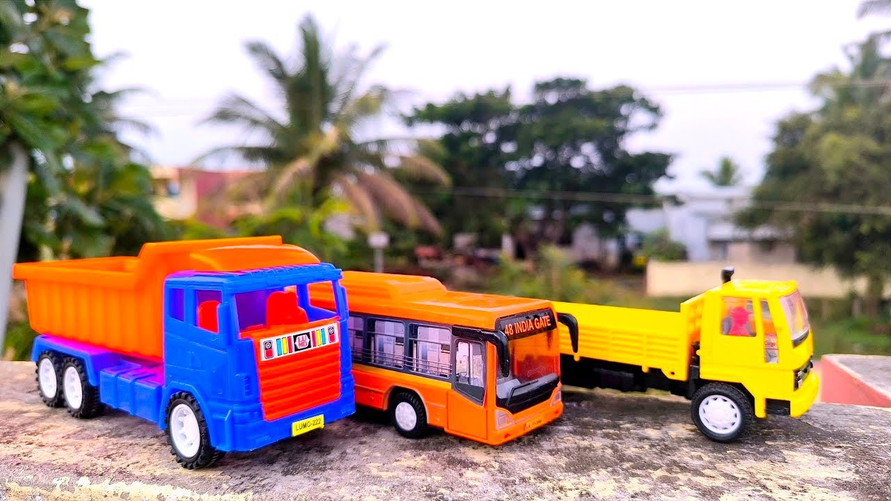 Day - 3 | Quick Ride Review 🚛 Trucks & City Bus Toys | Harsha Toys Show