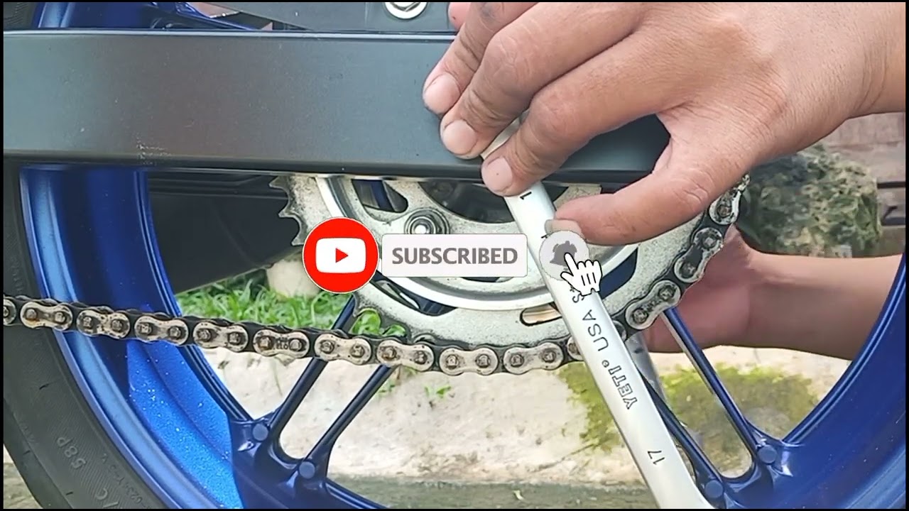 yamaha sniper 155 how to adjust the chain and lubricant the chain and sprocket