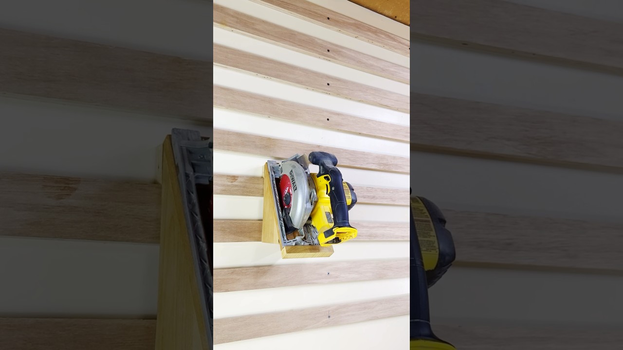 Держатель циркулярной пилы для французской планки #деревообработка #сделайсам #организацияинструм...