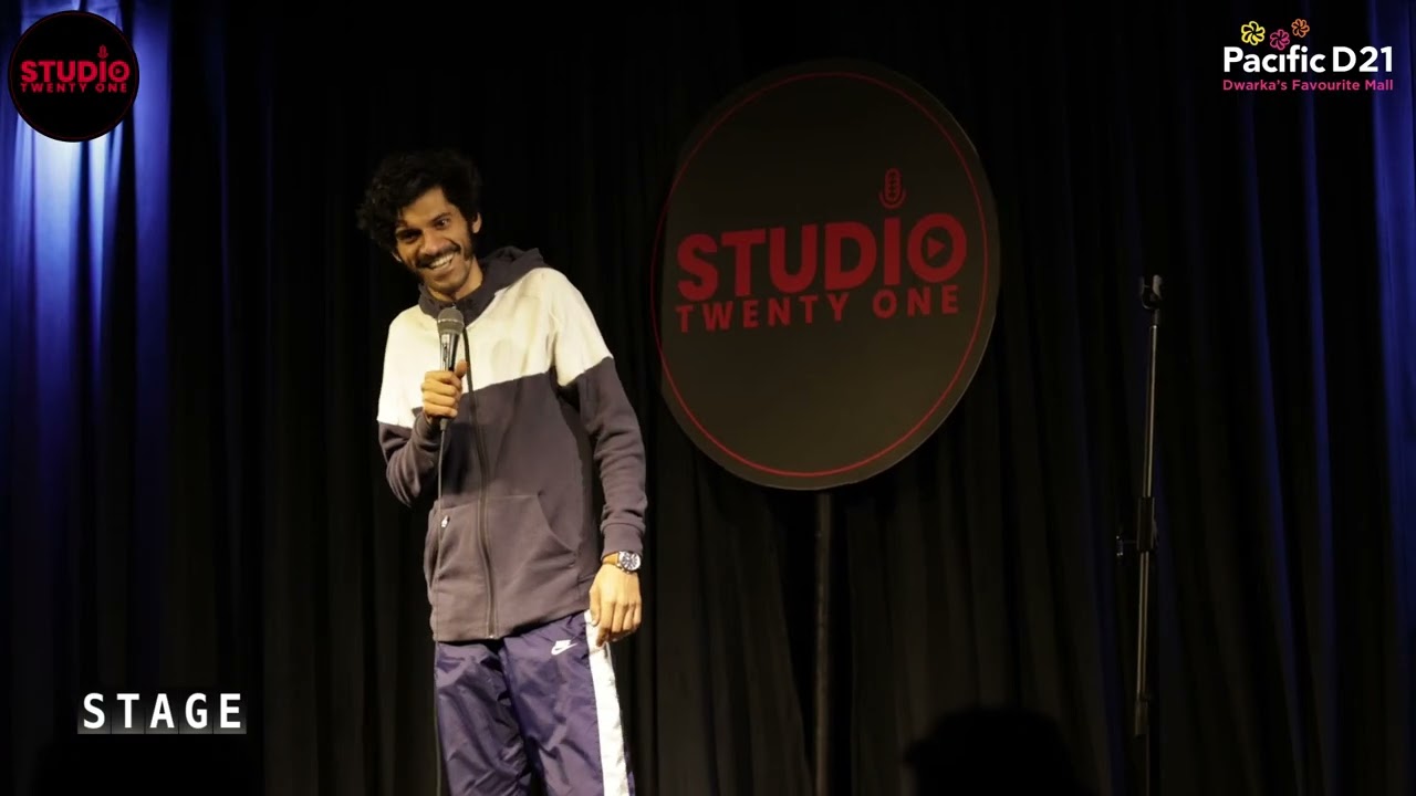 When Dwarka thinks of entertainment, it thinks of Studio Twenty One at Pacific D21 Mall, Dwarka. 🎙️