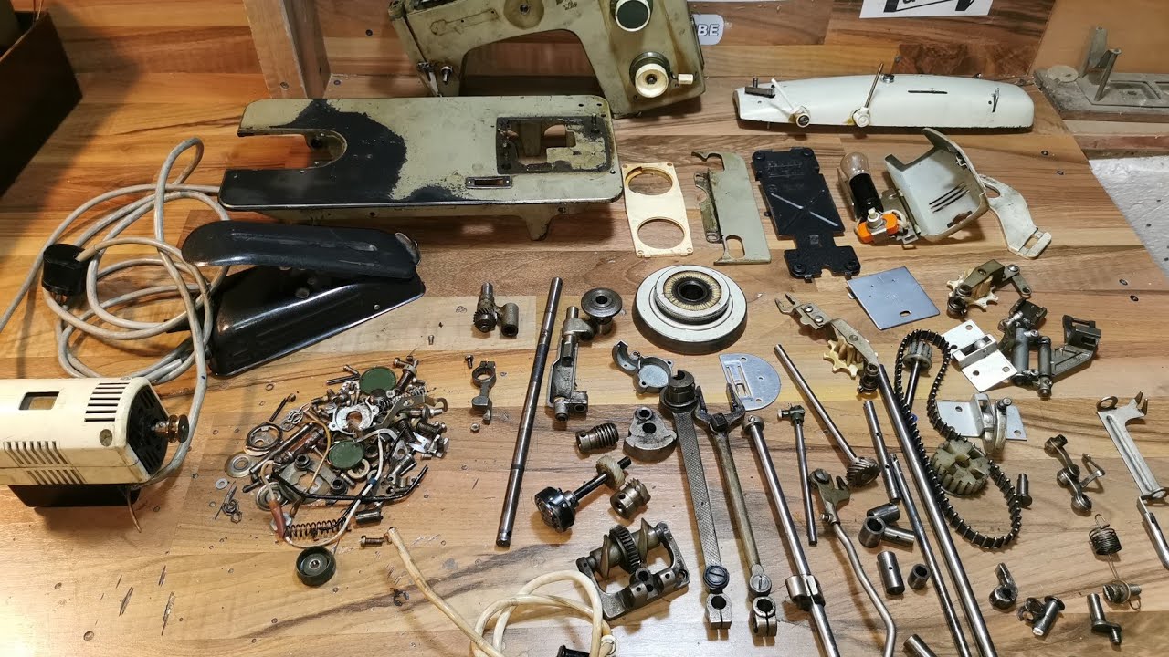 What's Inside in Sewing Machine | Sewing Machines Parts for Reuse