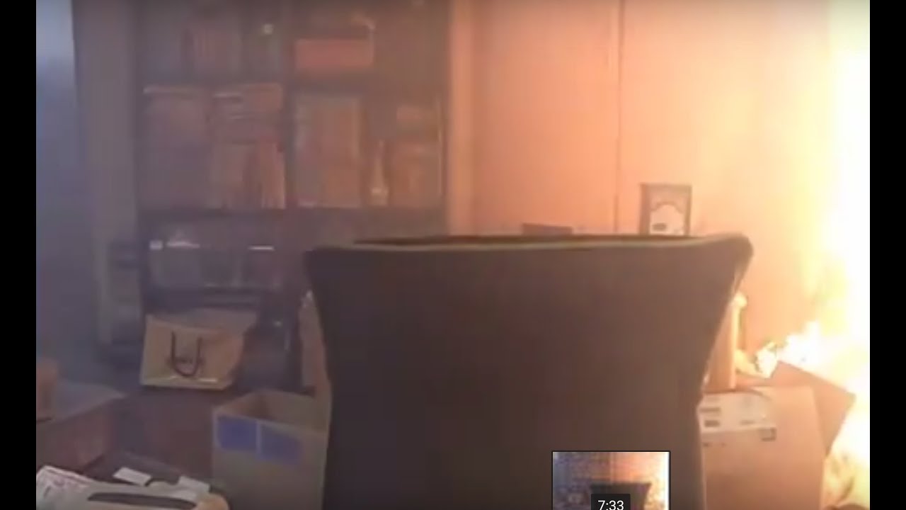 Minecraft Player Live Stream House Fire -Japanese streamer Daasuke
