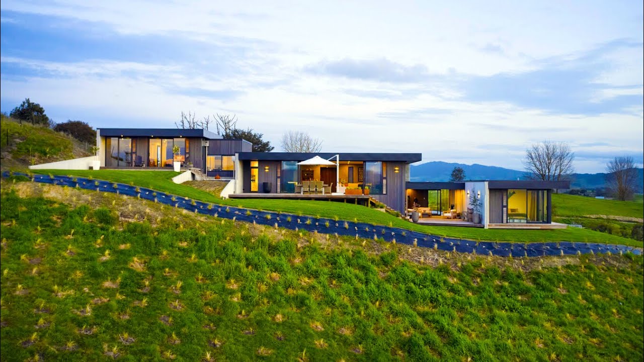 Hillside Stepped House in New Zealand by Turner Road Architecture | Award winning home