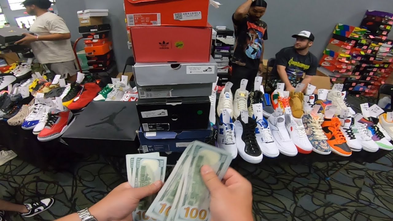 CASHING OUT AT NEW YORK GOT SOLE DAY 2. HE SOLD ME HIS WHOLE TABLE FOR A STEAL. BUYING FOR NEW STORE