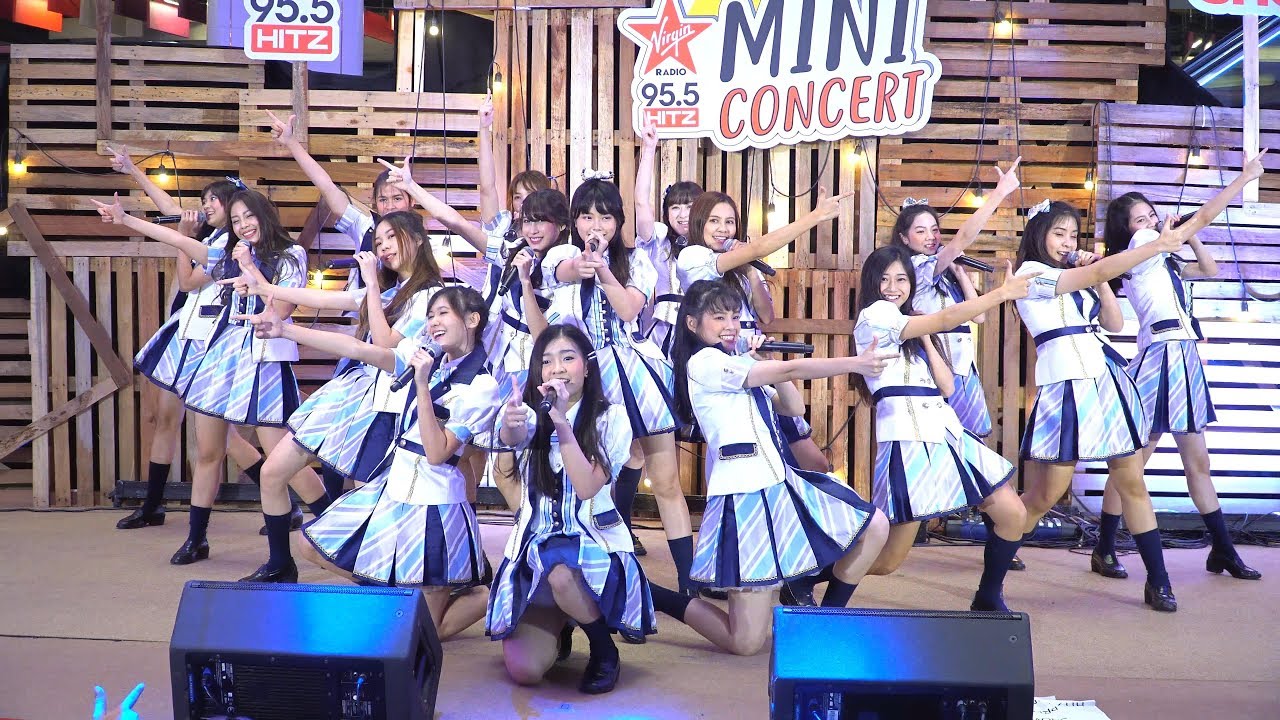 170915『4K』FANCAM BNK48 - Oogoe diamond (ก็ชอบ ให้รู้ว่าชอบ) @ ShowDC Mini concert 95.5 Virgin Hitz