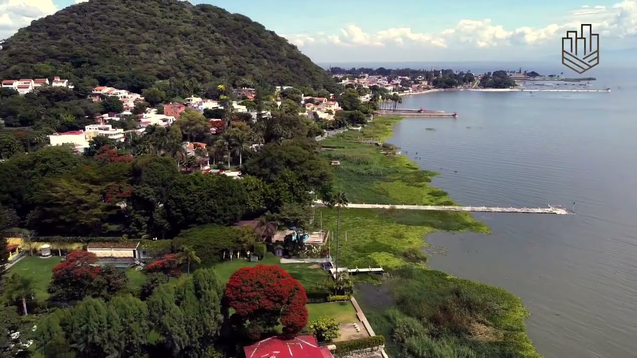House in Chapala with a Beautiful Lake View