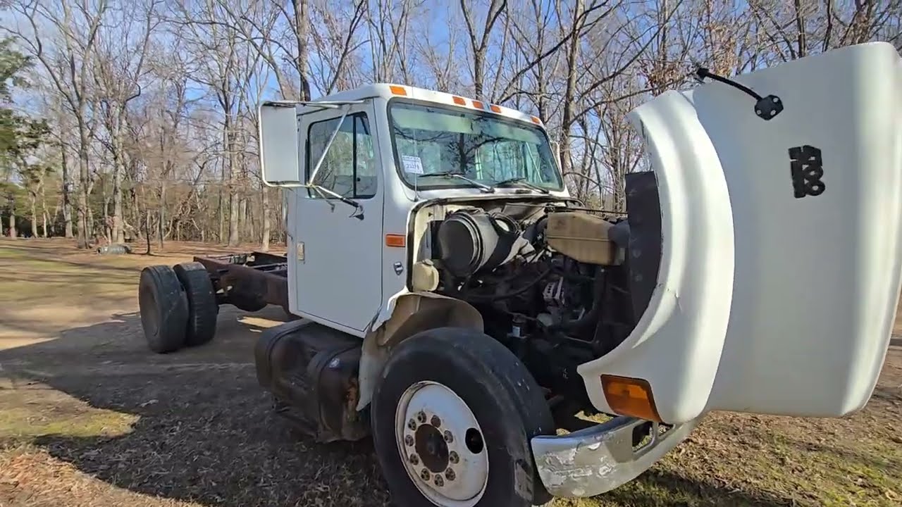1997 International 4700 Truck | Sexton Auctioneers February 2026 Online Equipment Auction