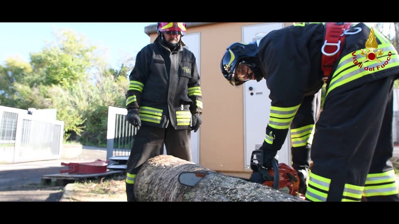87° Corso Allievi Vigili del Fuoco Polo Didattico Comando Provinciale di Terni - Motosega
