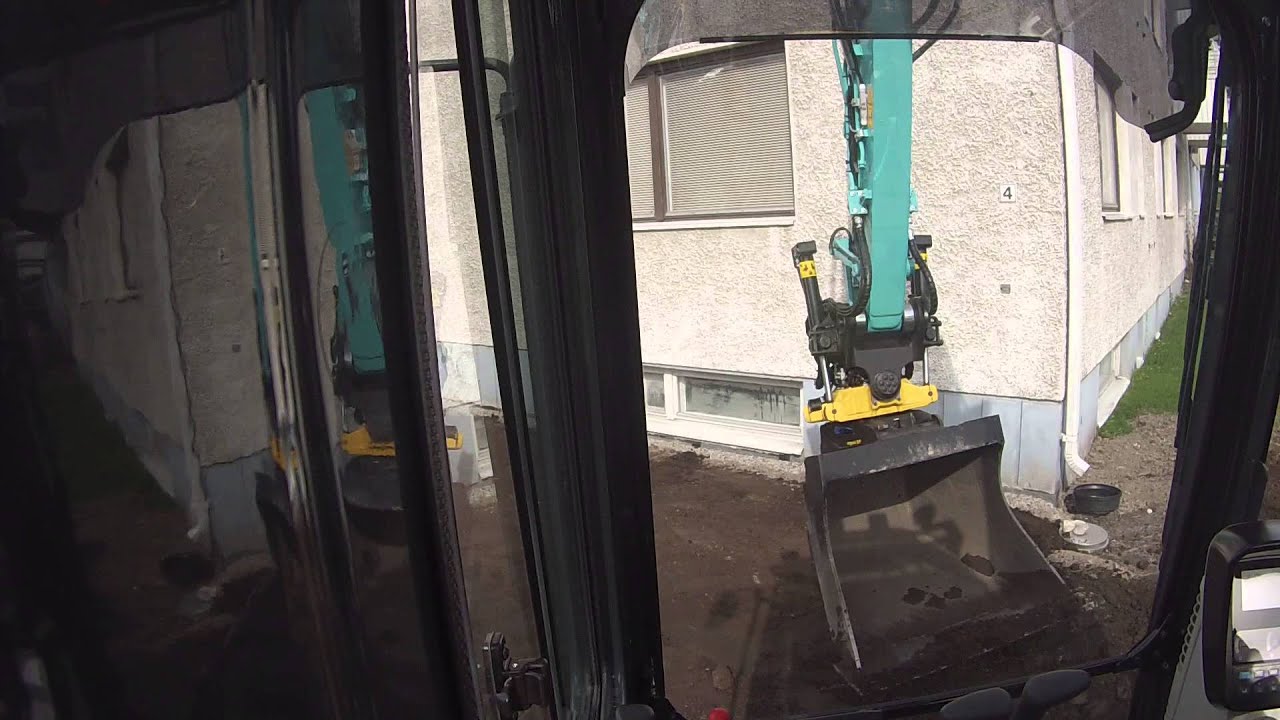 Kobelco 75 SR
