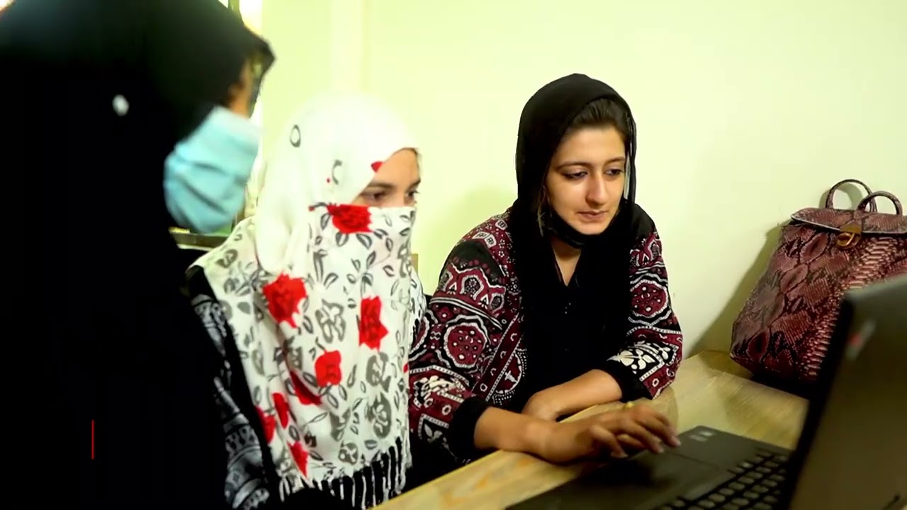 PEAK SOLUTIONS COLLEGE