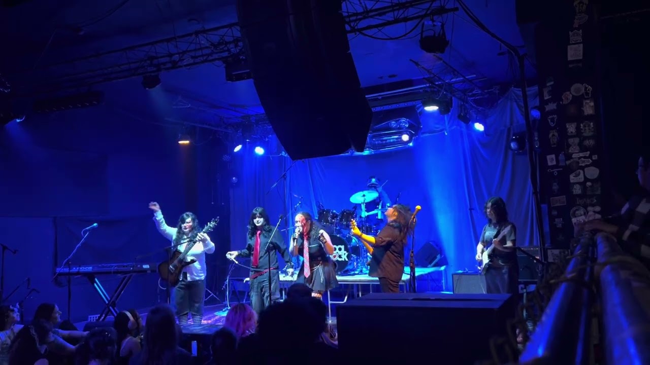 Headfirst for Halos - School of Rock
