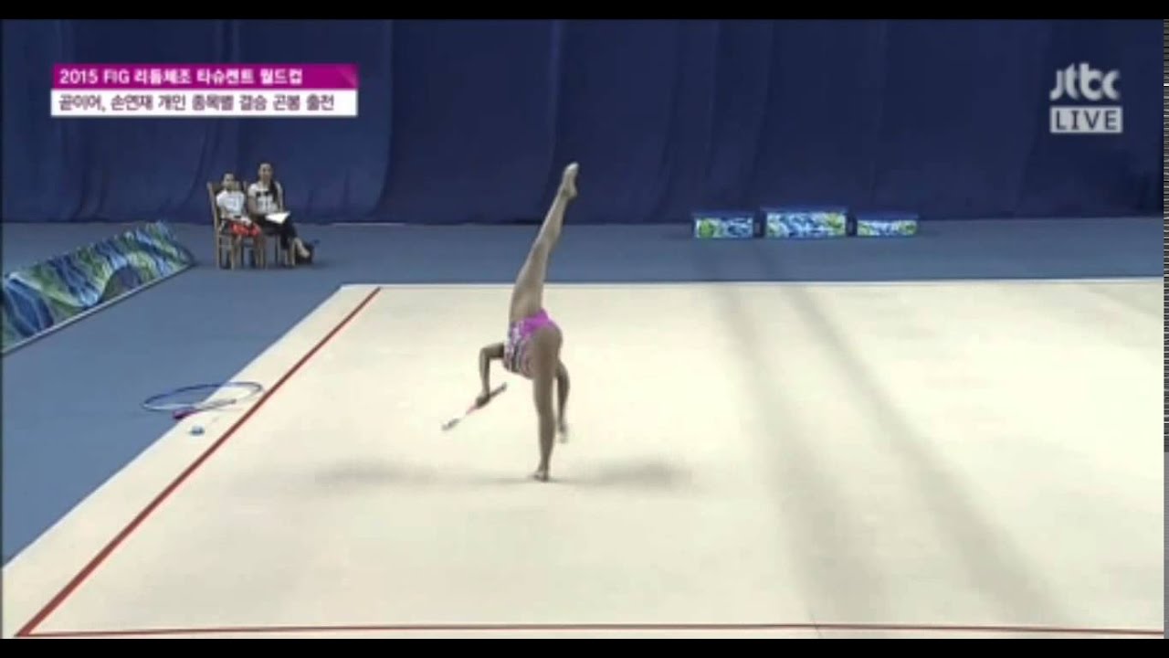 2015 WC Tashkent Margarita Mamun clubs EF