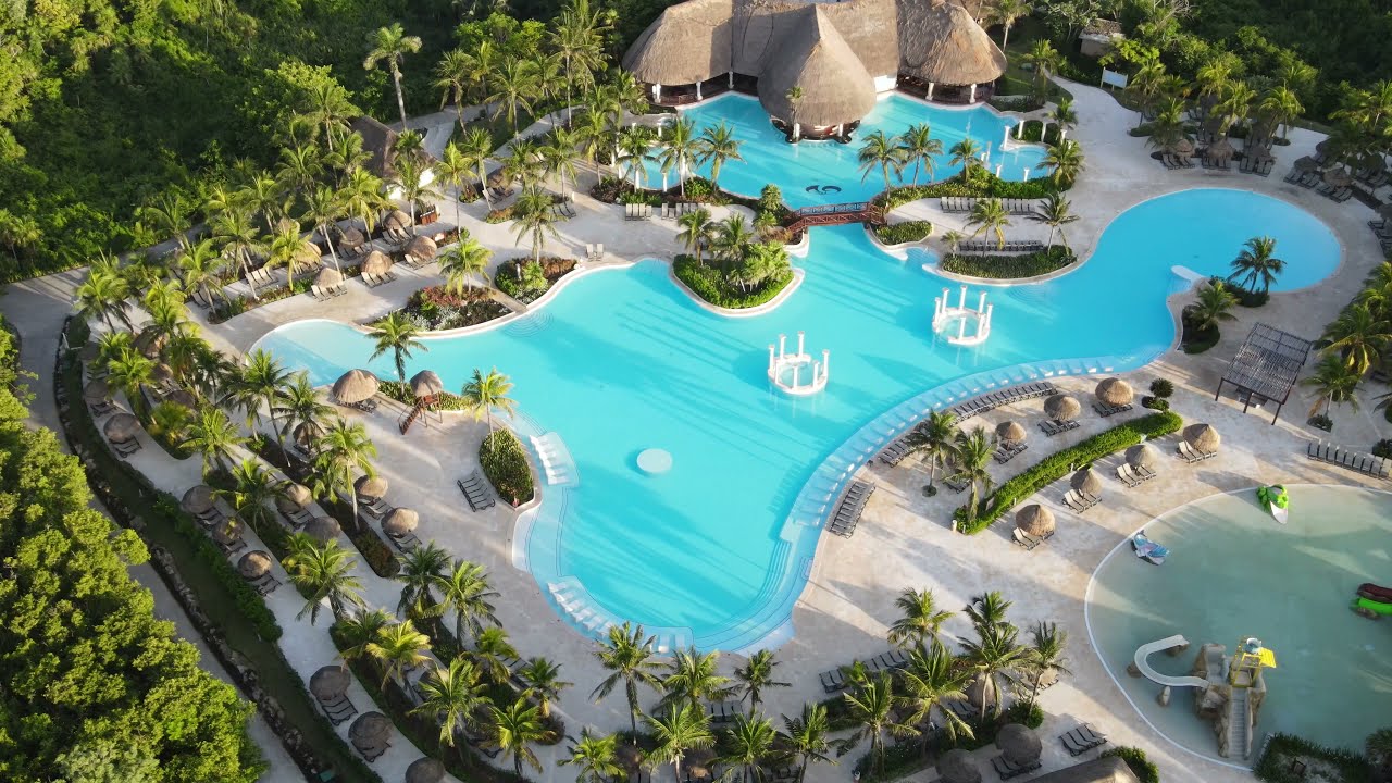 Grand Palladium Riviera Maya Sunrise - Drone 4K