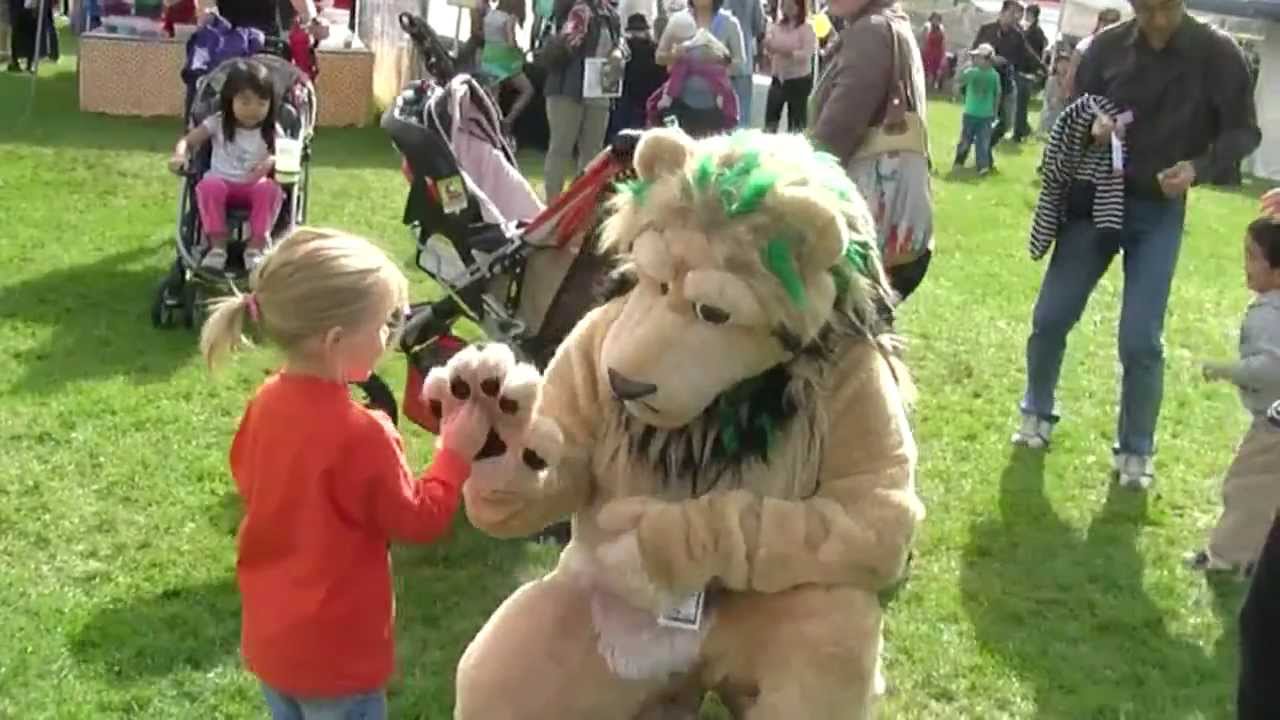Fursuiting: For the kids, and the kid in all of us - Third Edition!