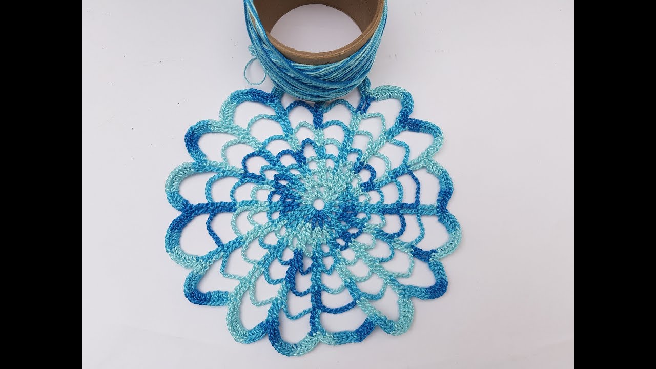 Tutorial centrino all'uncinetto semplice e veloce da realizzare | doily crochet