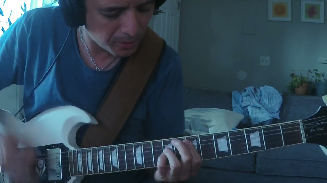 La Gusana Ciega Duele Decirlo Cover
