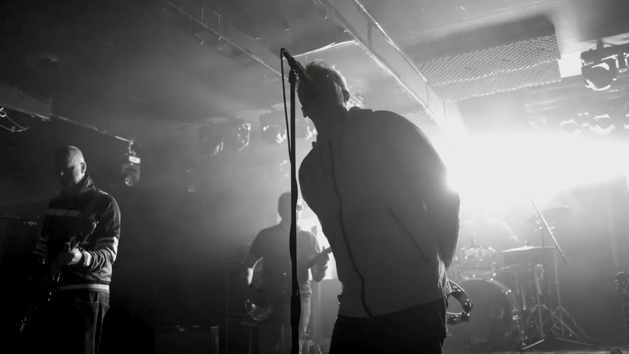 WONDERWALL - SUPERNOVA - LIVE