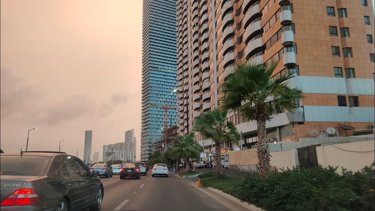 كورنيش الواجهة البحرية حي الشاطئ مدينة جدة السعودية