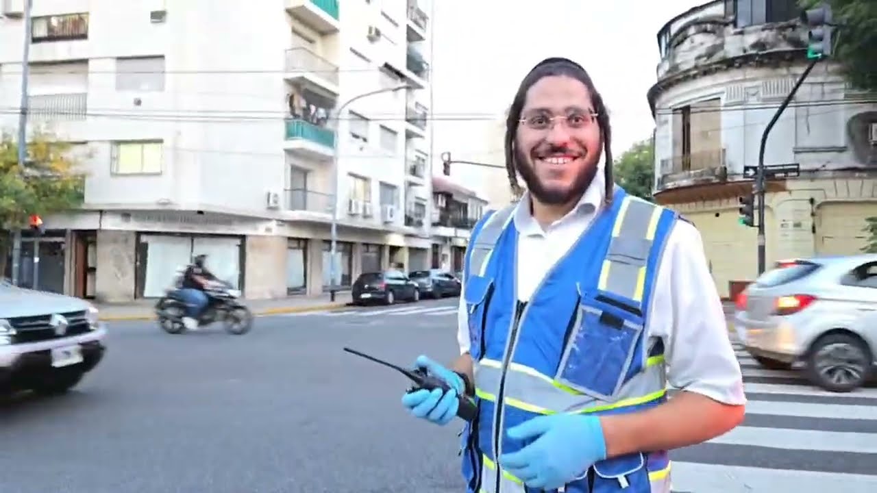 Molestando a los JUD&Iacute;OS ULTRAORTODOXOS de Buenos Aires