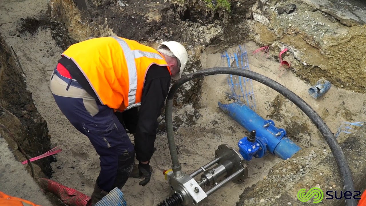 SUEZ EAU FRANCE Raccordement Eau Potable par PRISE en CHARGE
