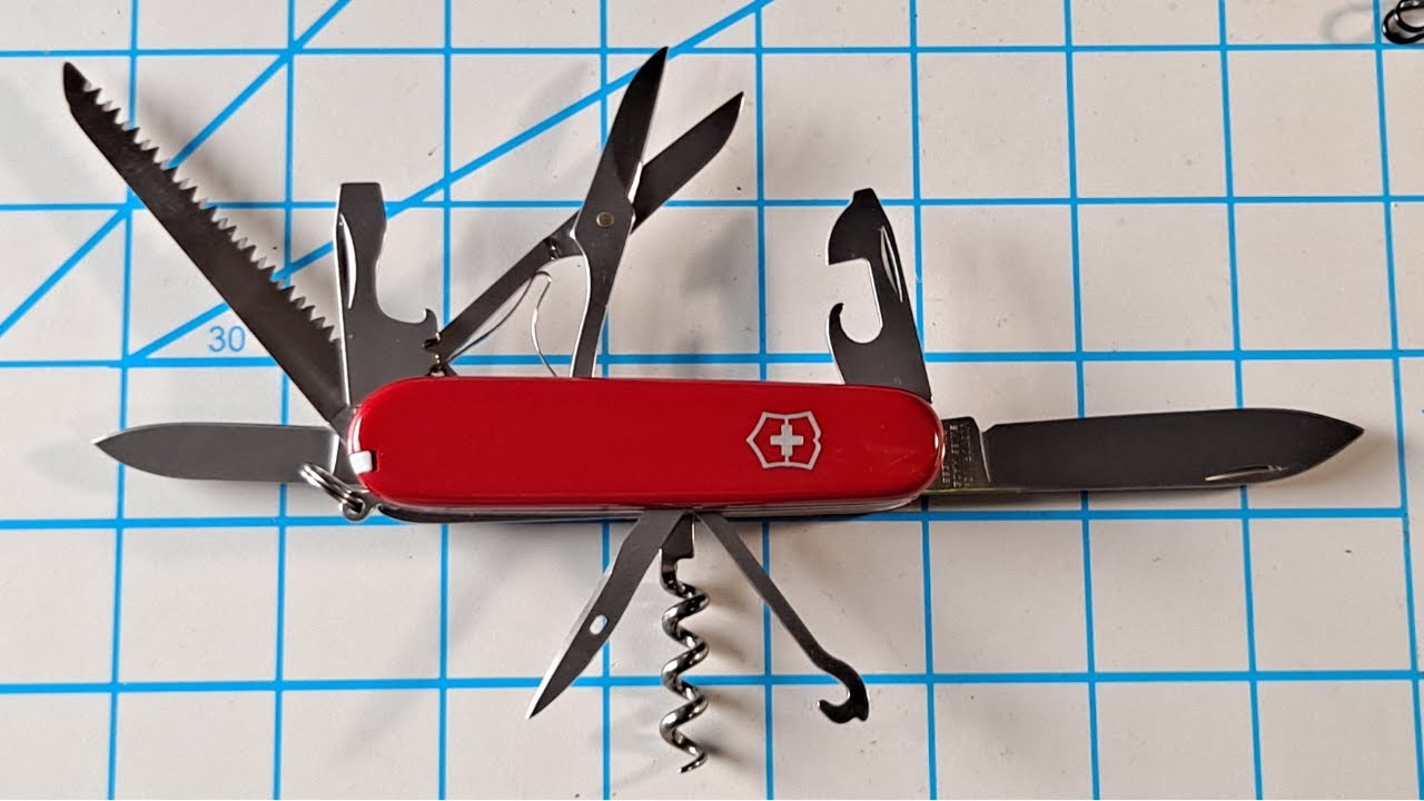 VICTORINOX HUNTSMAN UNBOXING, MY NEW EDC SWISS ARMY KNIFE, #victorinox #swissarmyknife #edc