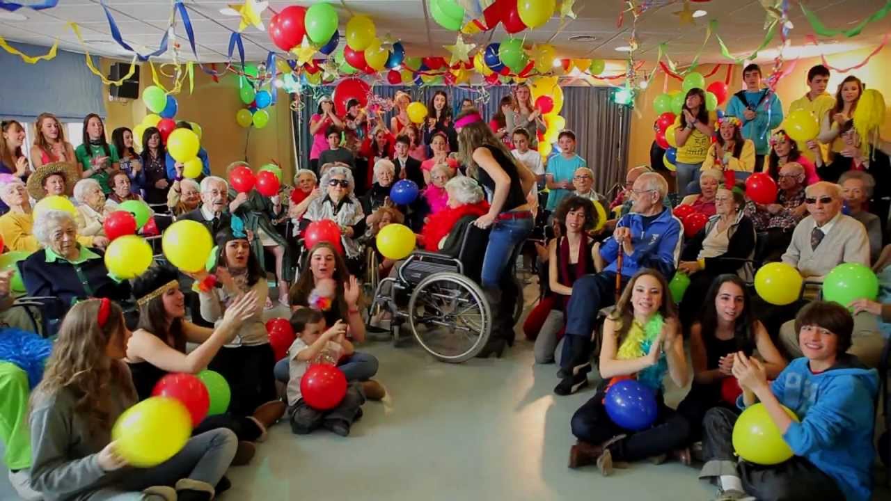 LOS LLANOS RESIDENCIA LIPDUB  Canción Área 305 -QuickTime H.264.mov
