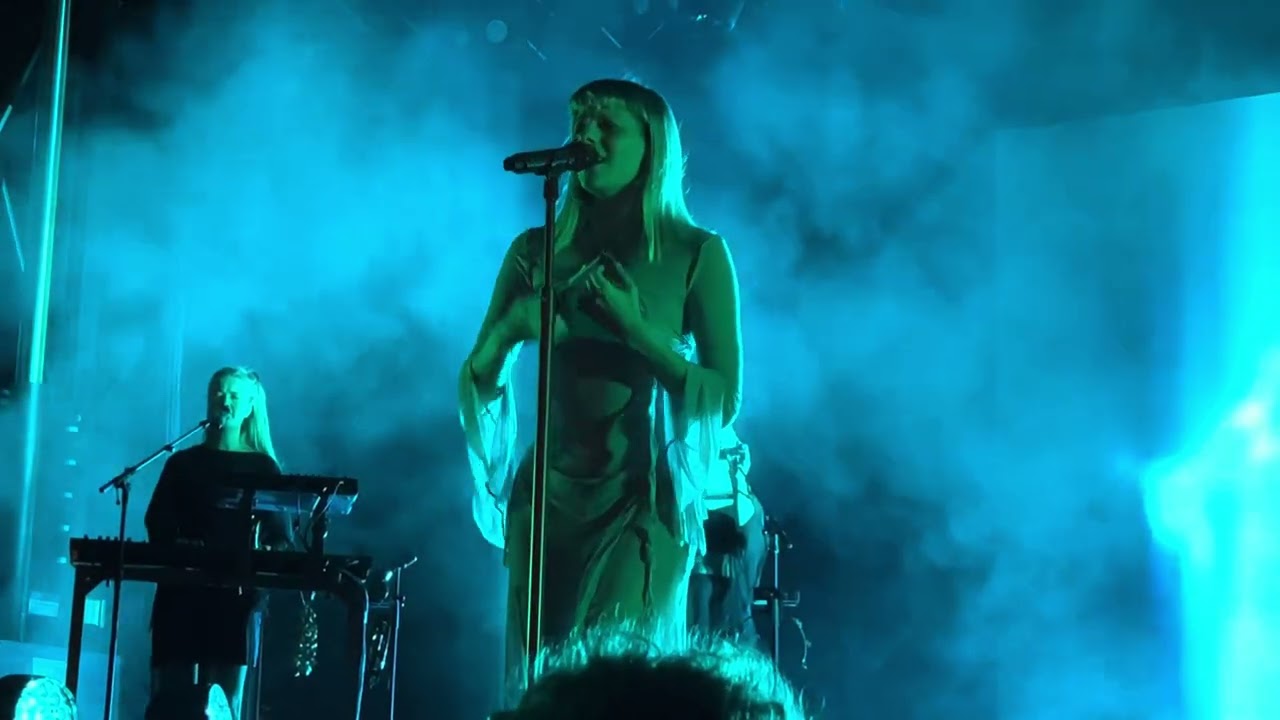 AURORA “Churchyard” live at Bumbershoot Festival, Seattle, WA.  8/31/25