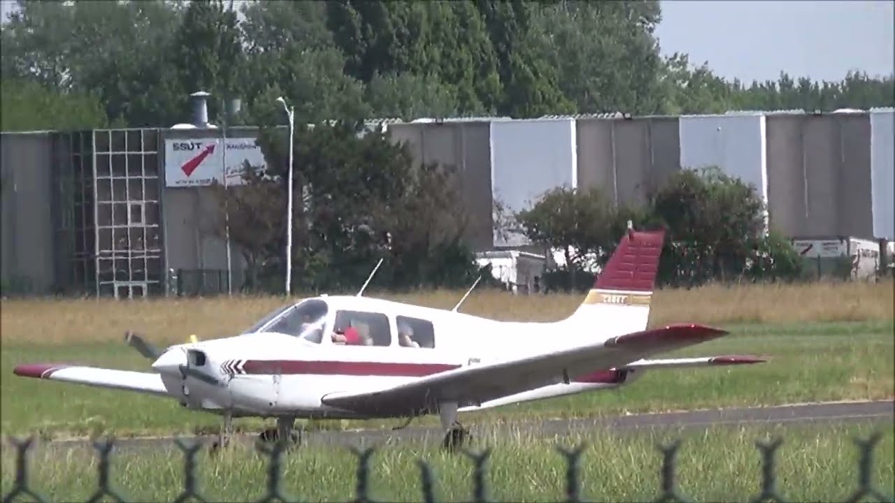 Aérodrome de Lognes - Émerainville (LFPL) #11: Piper P32R 